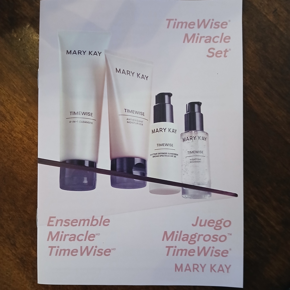 TimeWise 3D Miracle Hydrating Set- normal/dry skin Exp 05/26 - Picture 3 of 10